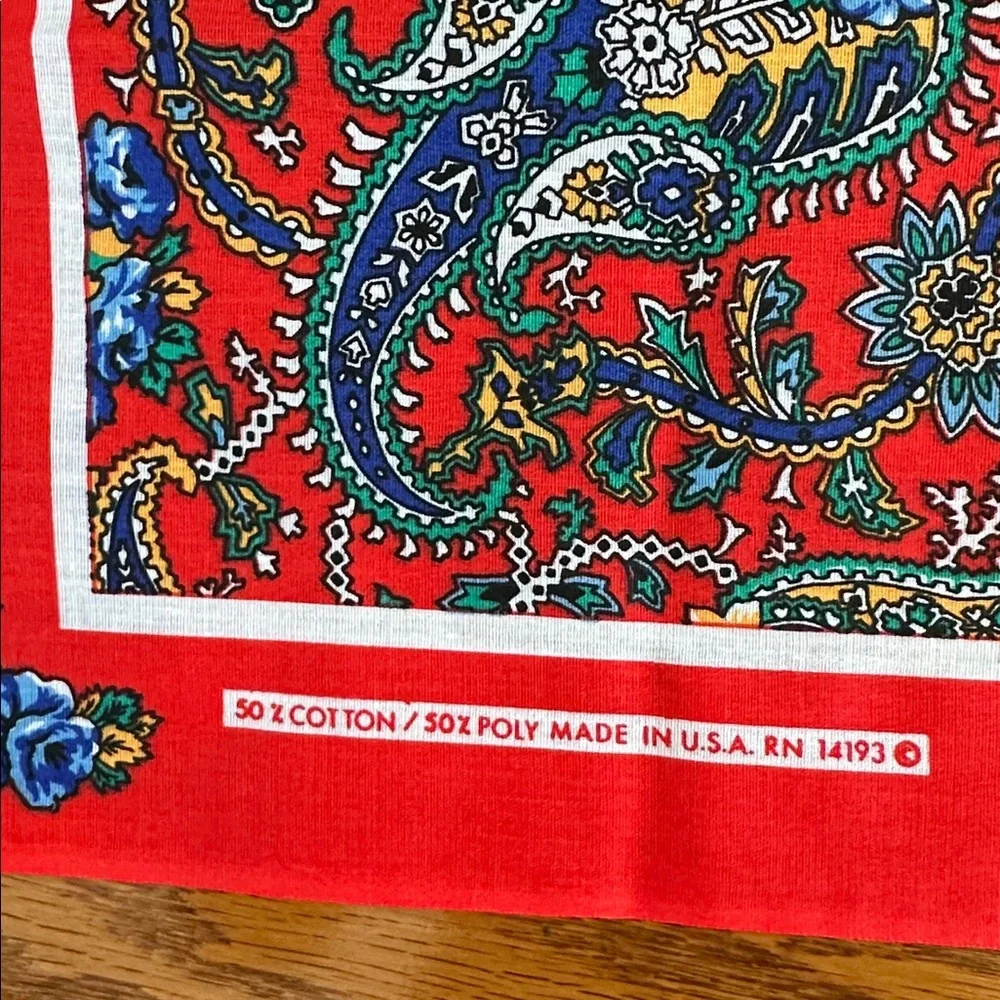 NWOT‎ Vtg 70s/80s Wamcraft Red & Blue Floral Paisley Cotton/Polyester Bandanna